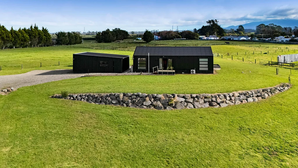 Midhirst 3房  Easy Living With 6.4 Acres