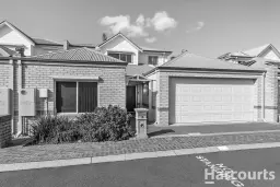 15 Myrtle Turn, Greenfields