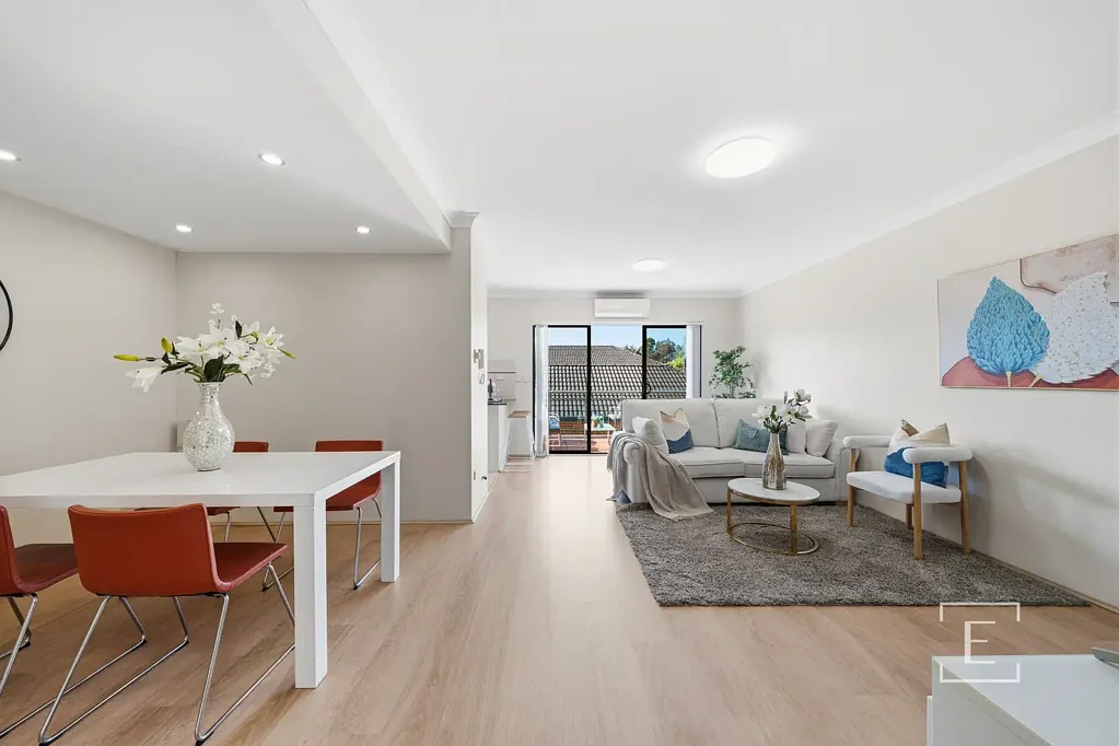 3-Bedroom Apartment in a Prime Location!