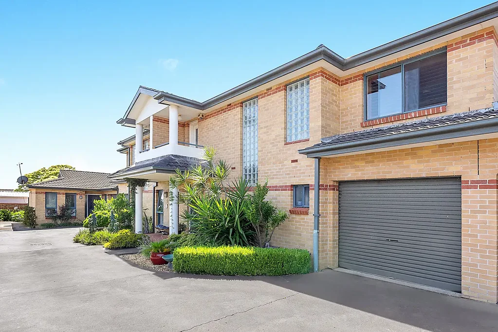 2/42 Albert Street, Bexley, NSW 2207