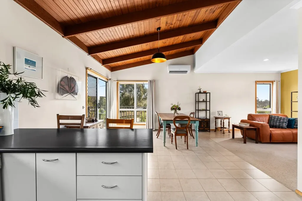 32 Rogers Street, Creswick, VIC 3363
