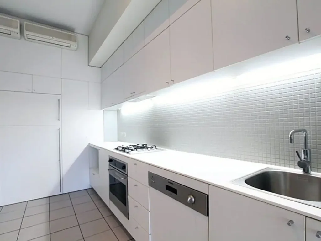 Ground Floor Apartment with a Private Courtyard in Teneriffe