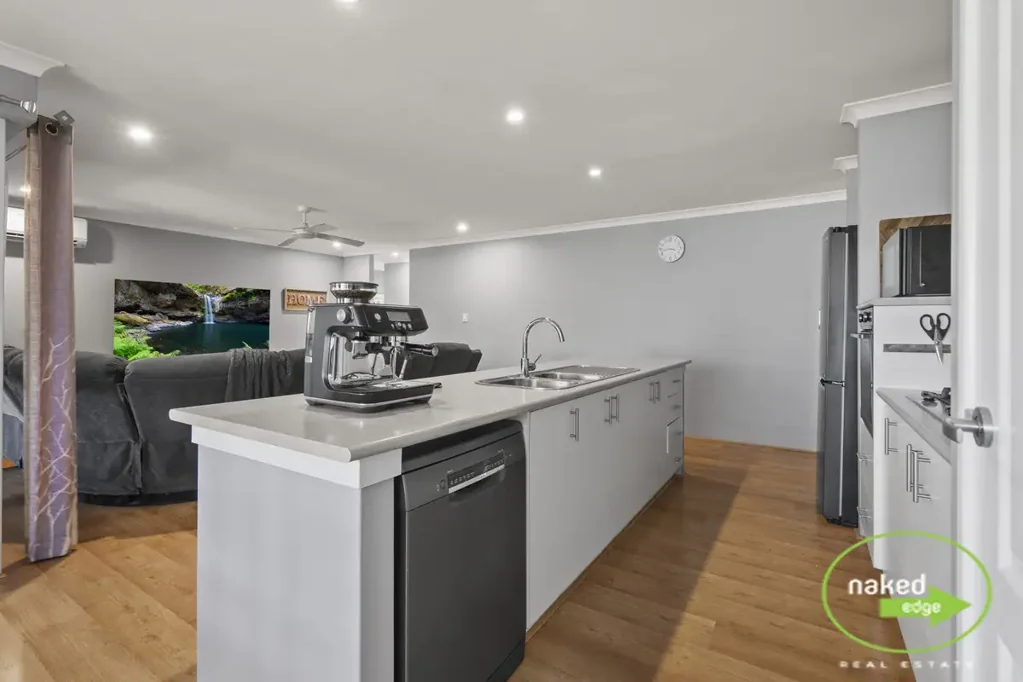 11 Hybanthus Avenue, High Wycombe, WA 6057