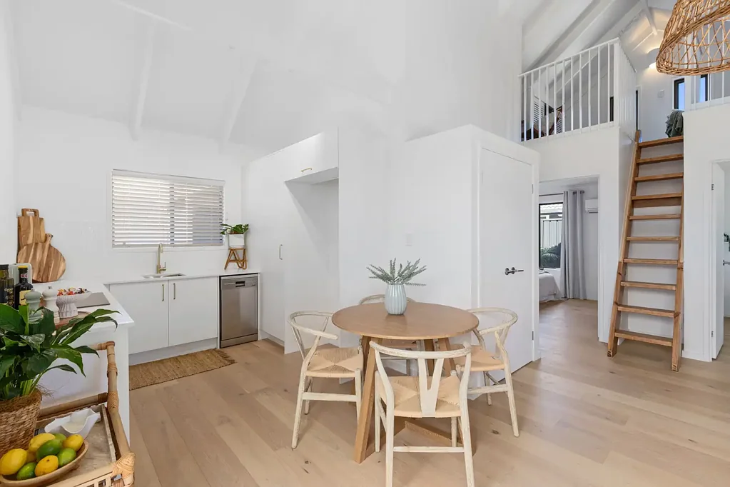 2/70 Mattocks Road, Varsity Lakes, QLD 4227
