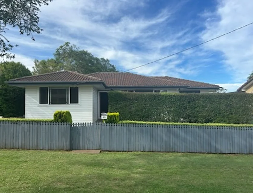 43 Flinders Street, Centenary Heights, Toowoomba, 3部屋, 1バスルーム, House