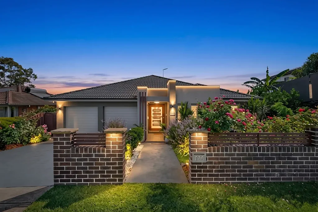 Girraween 4房 位于Girraween黄金地段的时尚单层家庭住宅 Stylish Single-Level Family Sanctuary in a Blue-Ribbon Girraween Location