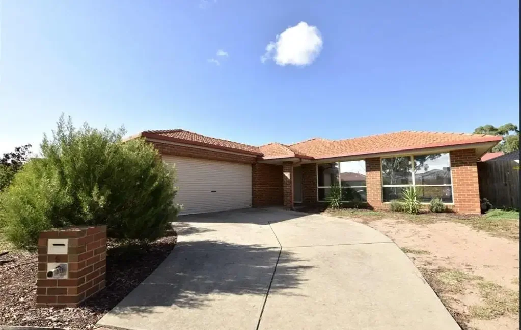 Lovely home in sought after Seabrook!