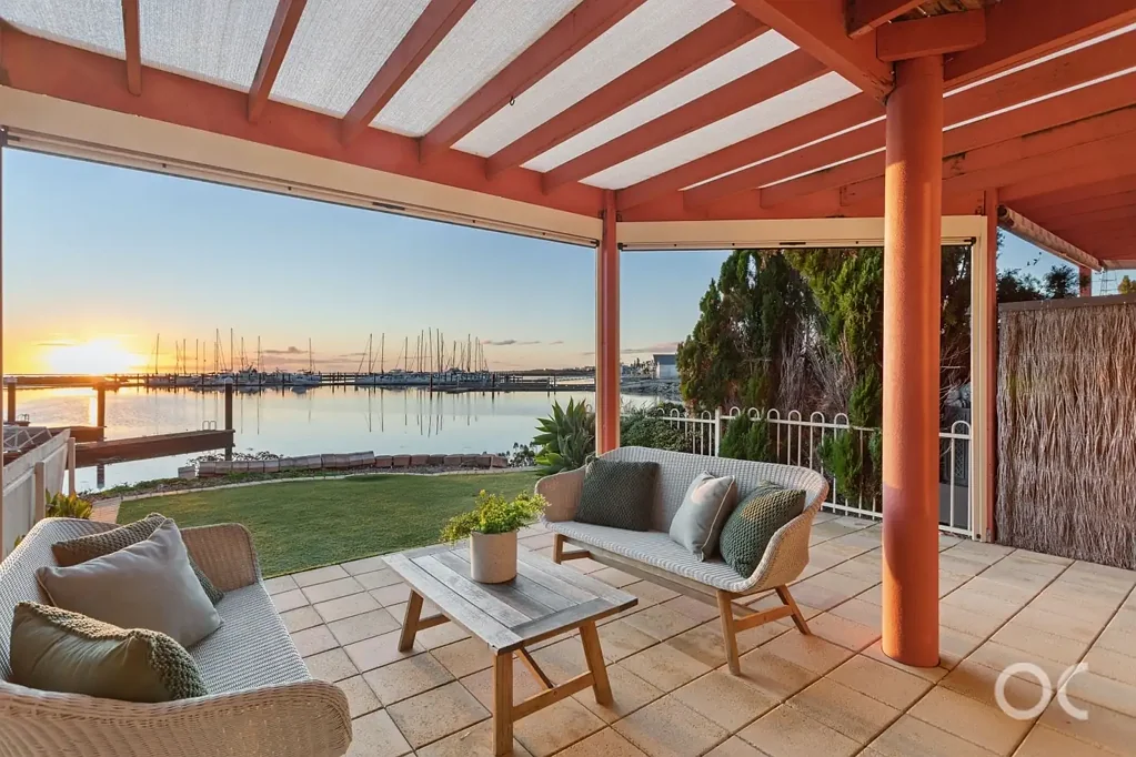 1/2 Cooroyba Court, North Haven, SA 5018