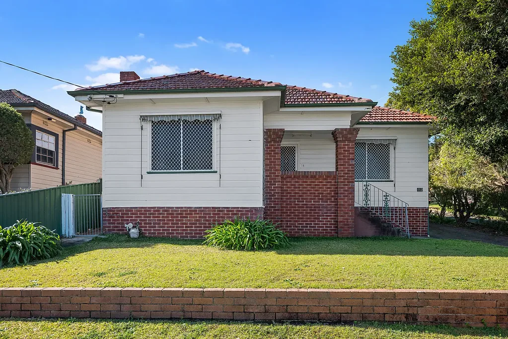 82 Crescent Road, Waratah, NSW 2298