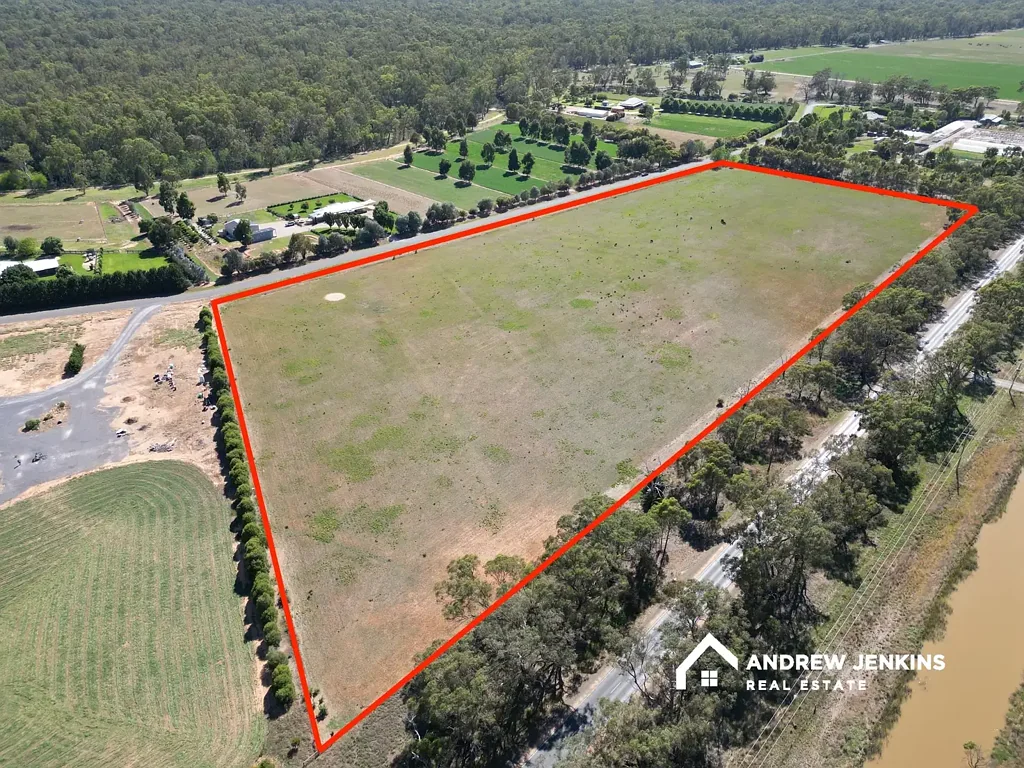 Cobram East Rare 16.6-Acre Lifestyle Property