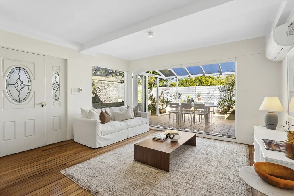 Waverton 4 Bedroom Boutique harbourside home with exceptional family proportions