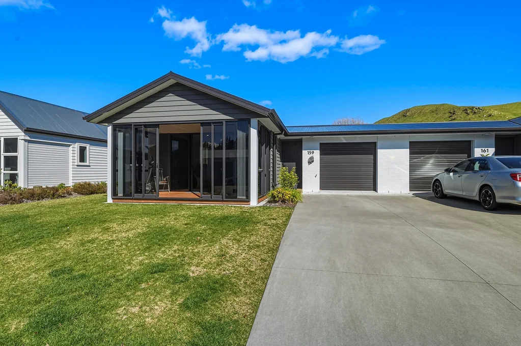 Pukehangi 2ਬੈੱਡਰੂਮ Fancy Free on First Avenue!