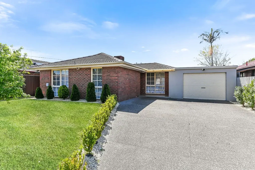 The Brief: 5 Bedroom Family Home!