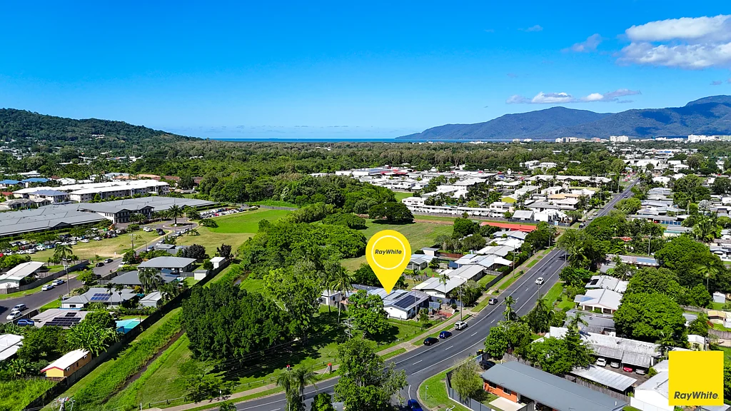 42 Jensen Street, Manoora, QLD 4870