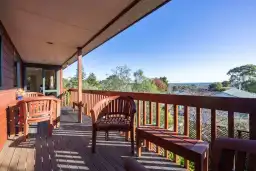 14B Pokapu Street, Titirangi