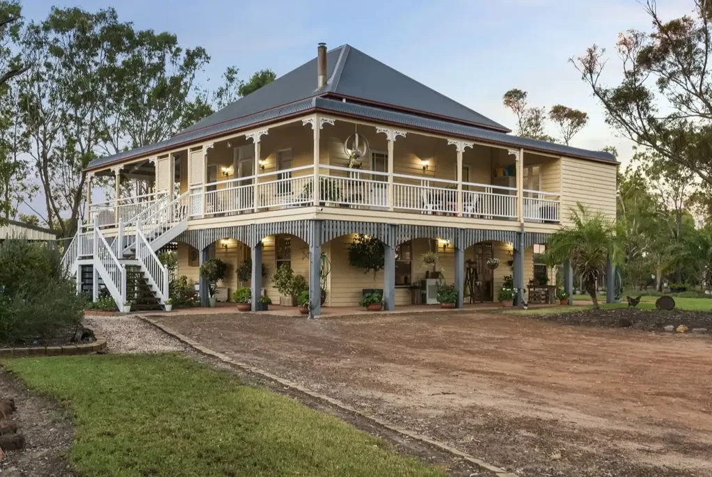 Dalby 5ห้องนอน Classic Queenslander on 2.5 Acres
