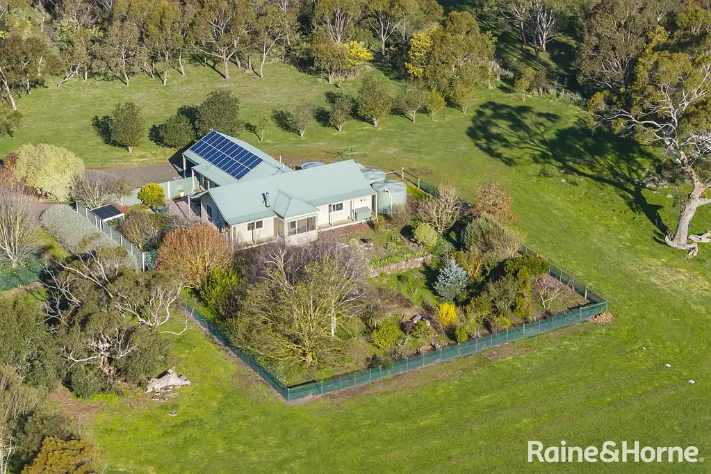 518 Central Road, Kyneton South, VIC 3444