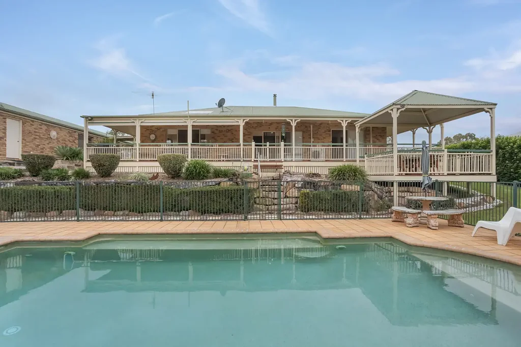 71-73 Elanora Way, Karalee, QLD 4306, 4 Bedrooms, 2 Bathrooms, House
