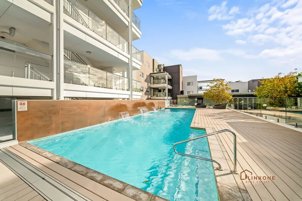 Churchlands 2Moenga Stylish Living in Premium Churchlands Location