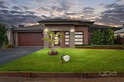 2 Apium Place, Brookfield