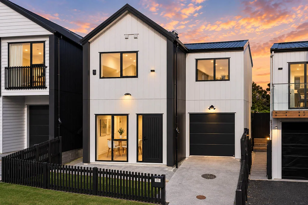 Hobsonville 4Kwarto Wake Up to Sea Views, Walk to School