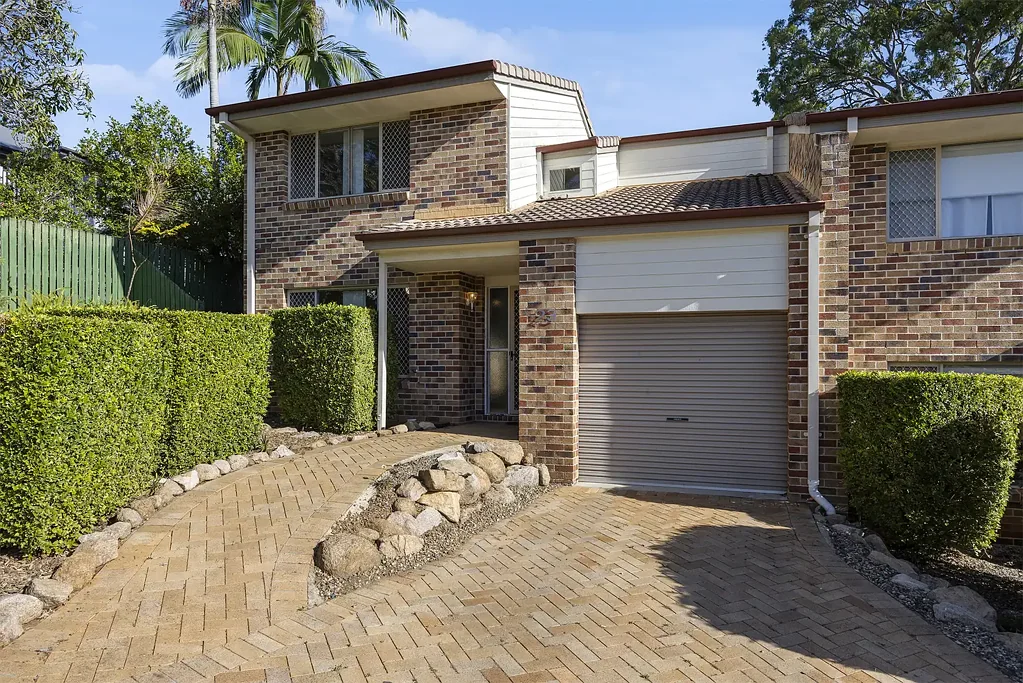 Mitchelton 3Kwarto Privacy, Style and Space at the Rear of a Quality Mitchelton Complex