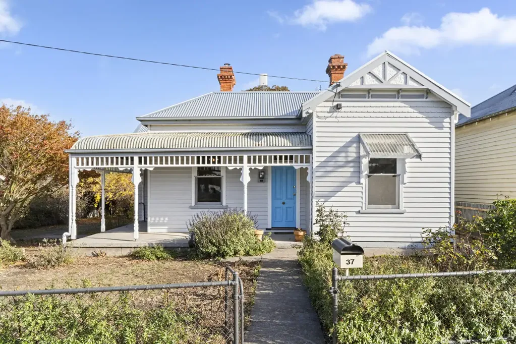 37 Main Street, Beeac, VIC 3251