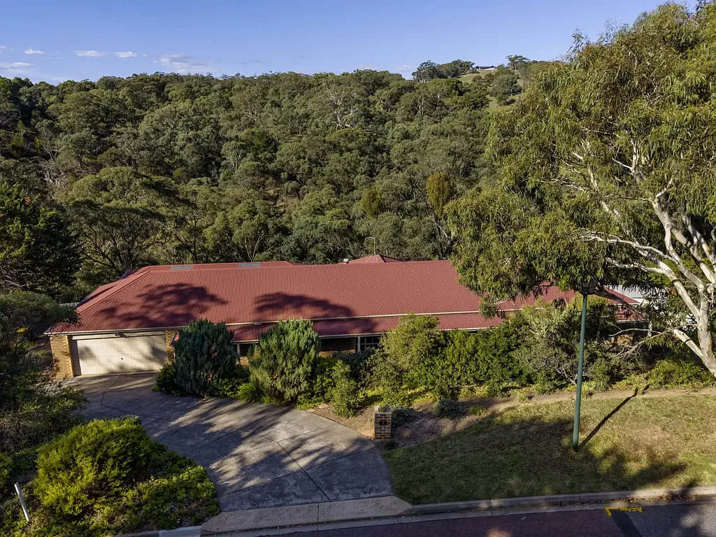 3 Hillside Court, Aberfoyle Park, SA 5159