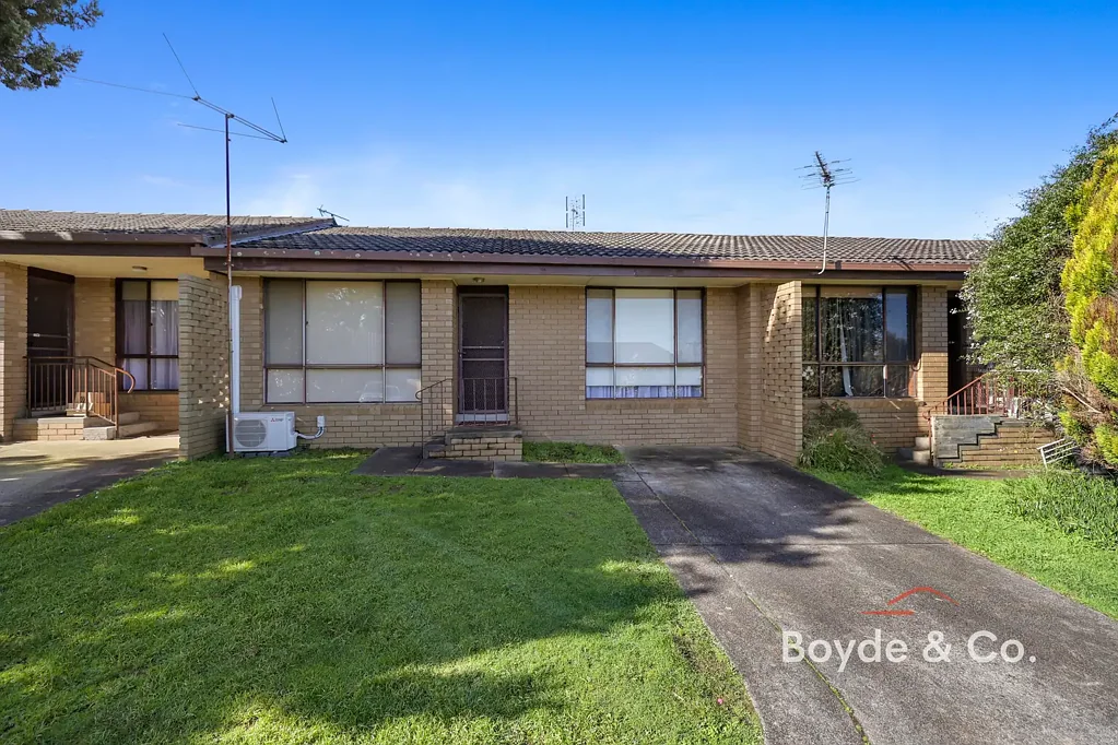 Easy & Low Maintenance Living!