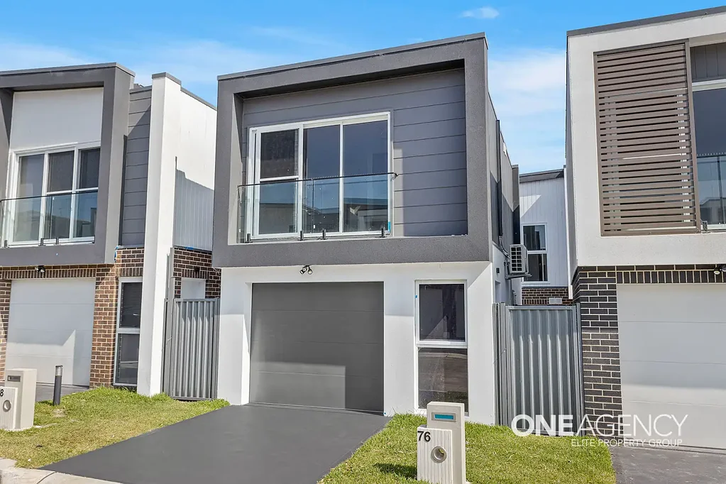 BRAND-NEW STUDIO WITH MODERN FINISHES