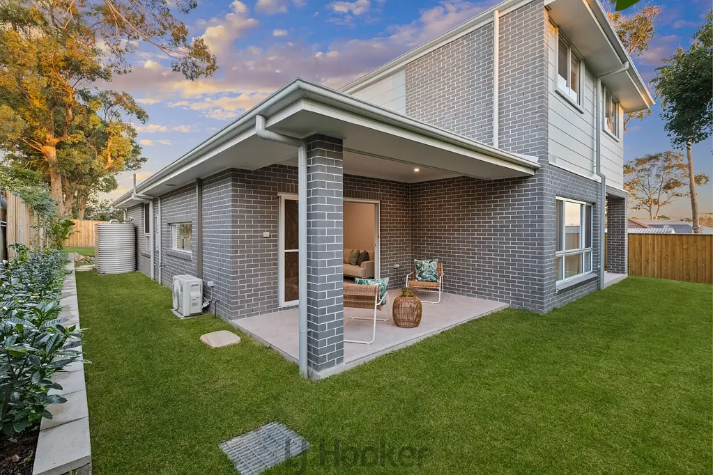 MODERN GRANNY FLAT!!