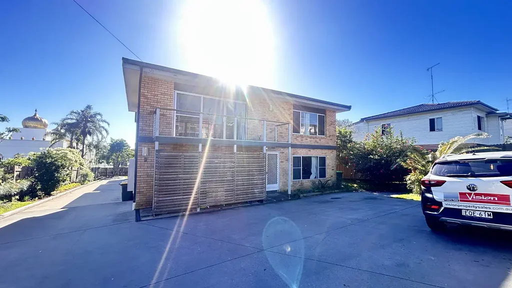 Convenient Coastal Unit in the Heart of Woolgoolga