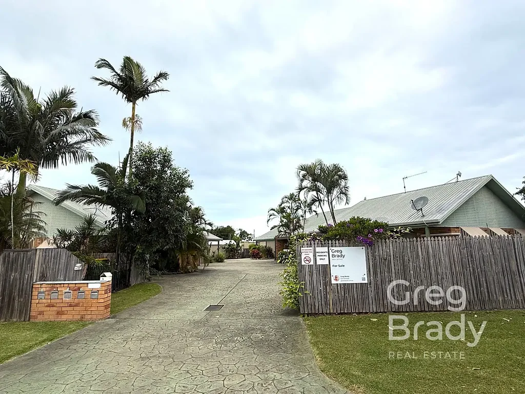 Campwin Beach 2 Bedroom Bright and Breezy Beachside Unit