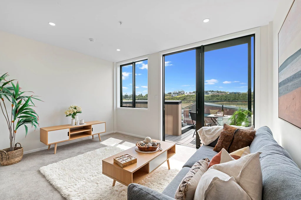 11/28 Pennant Street, Long Bay, North Shore City, Auckland