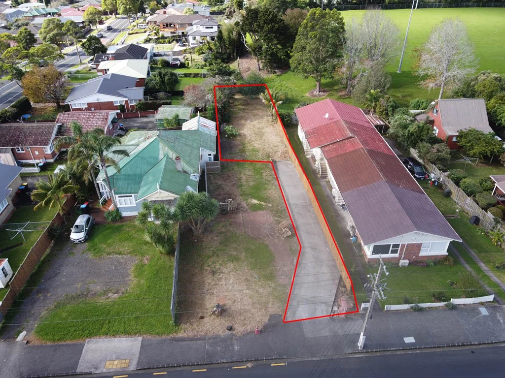 Blockhouse Bay  **Rare Opportunity in Blockhouse Bay!**