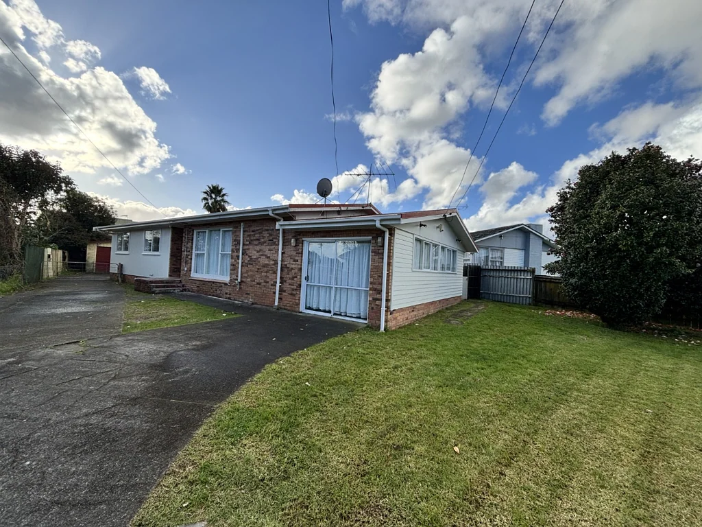 Stunning Fully Renovated 4 bedroom Family Home with Self-Contained Granny Flat