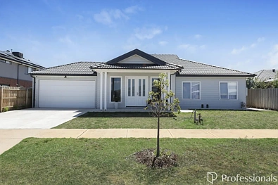 Eynesbury 4Zimmer Architectural Excellence with Timeless Federation Elegance
