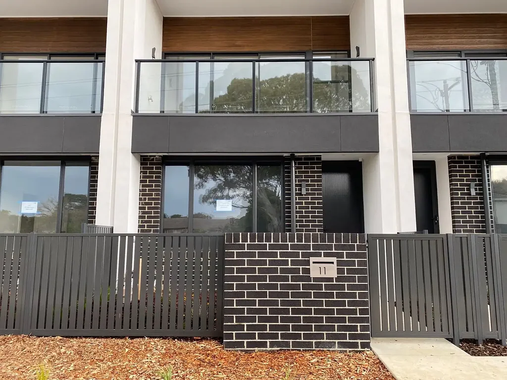 The Brief: Perfect Location!