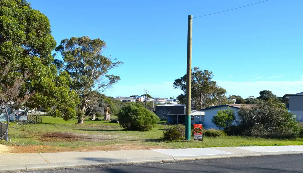 Bremer Bay HUGE BLOCK ON BENNETT ST