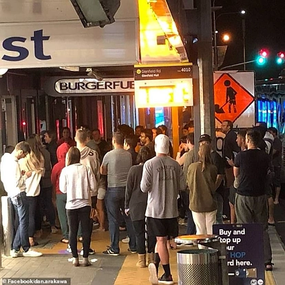 三级警戒第一周！派对狂欢，大排长队，100人聚众……我们离Alert 2真的更近了吗？