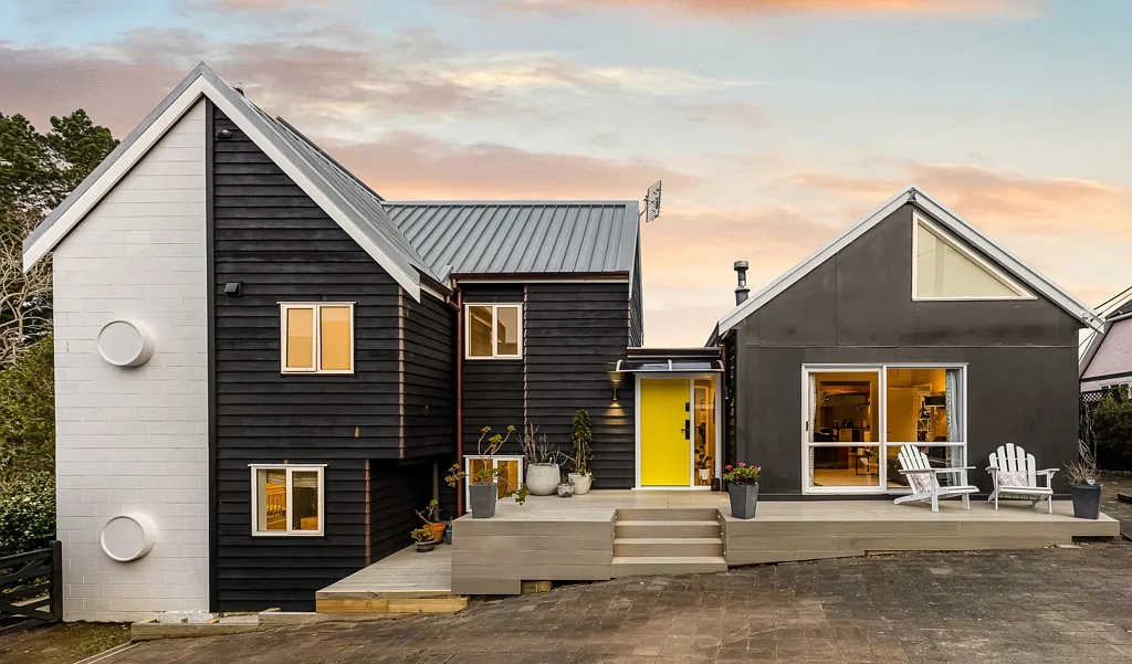 15 Roland Road, Greenhithe, North Shore City, Auckland