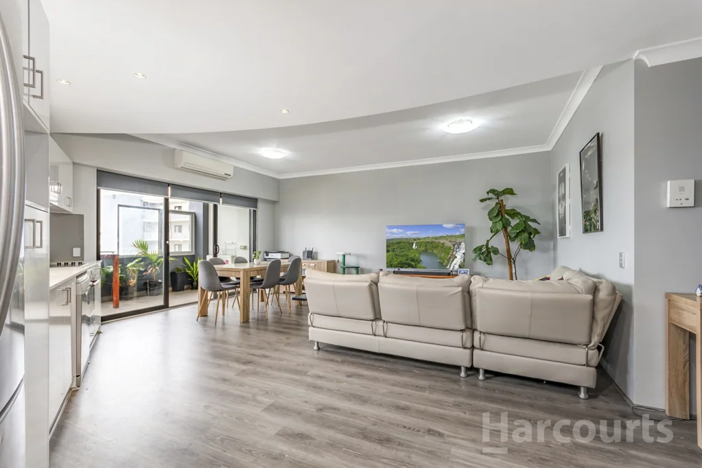78/6 Walsh Loop, Joondalup, WA 6027