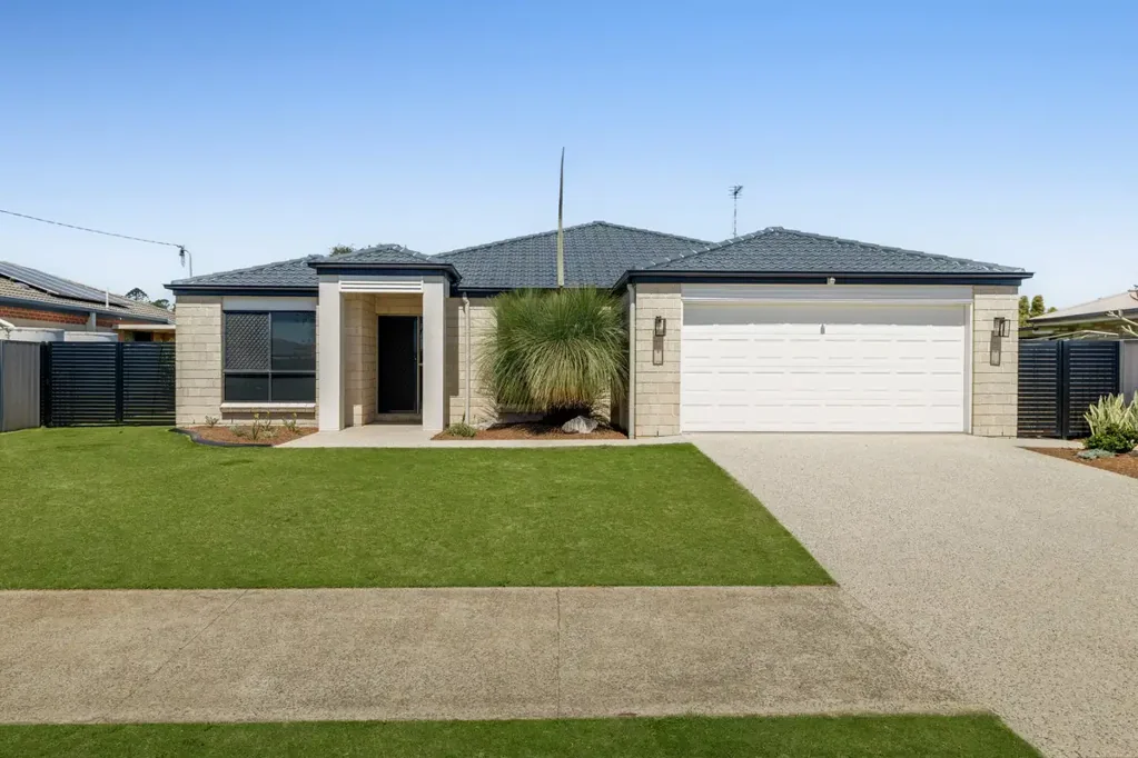 Middle Ridge 3બેડરૂમ Fabulous family home in great location
