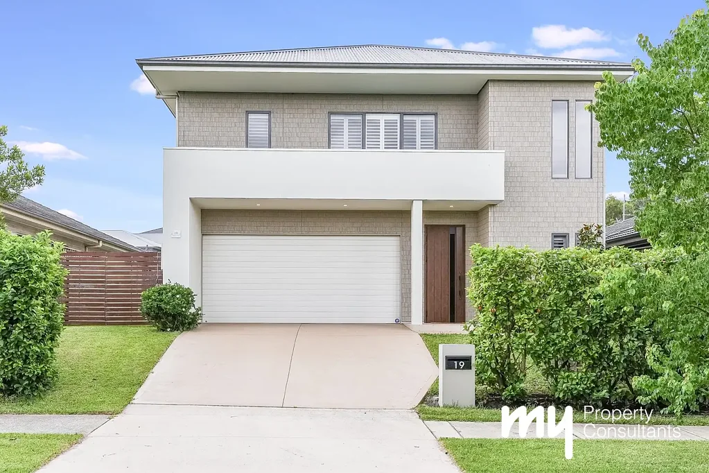 19 Fenwick Street, Gledswood Hills, NSW 2557