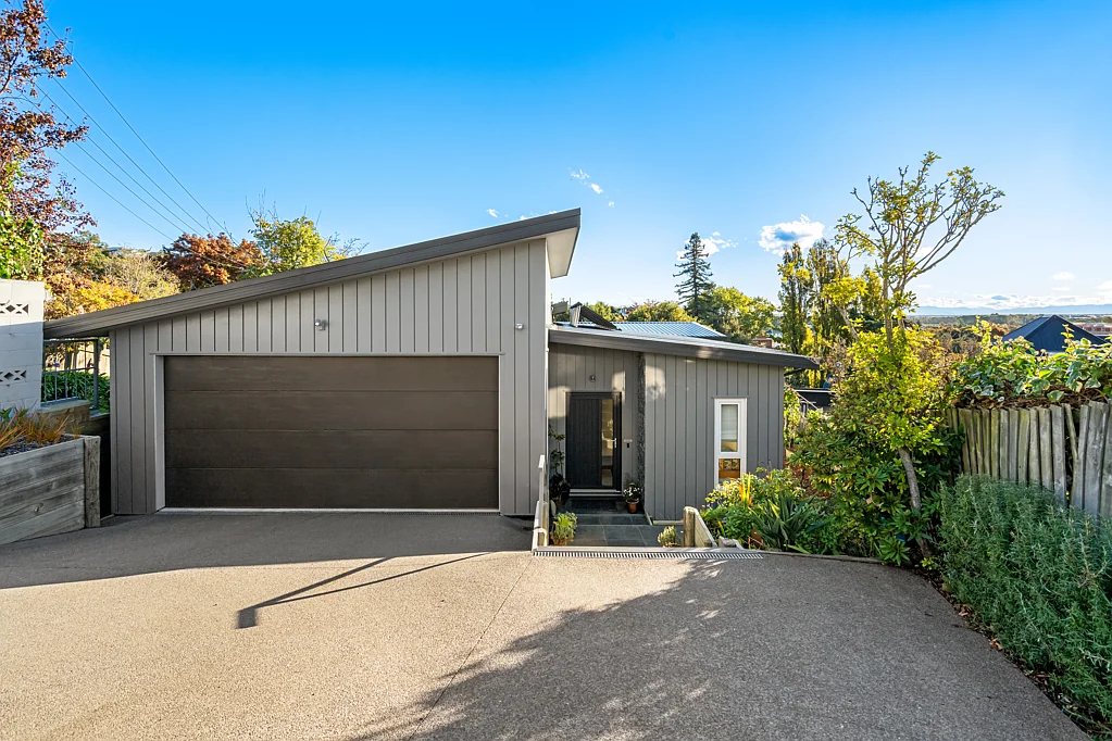18A Hackthorne Road, Cashmere, Christchurch, Canterbury