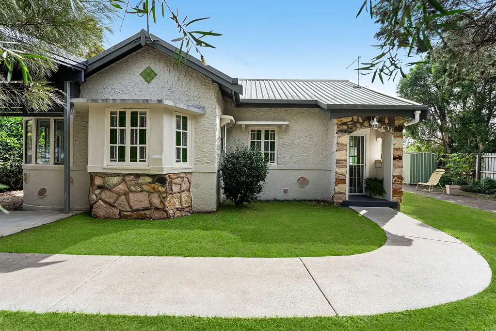 Wynnum West 3બેડરૂમ Charming Home with Space, Privacy & Convenience