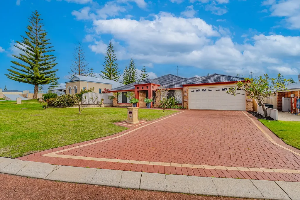 Wannanup 4房  *** UNDER OFFER ***