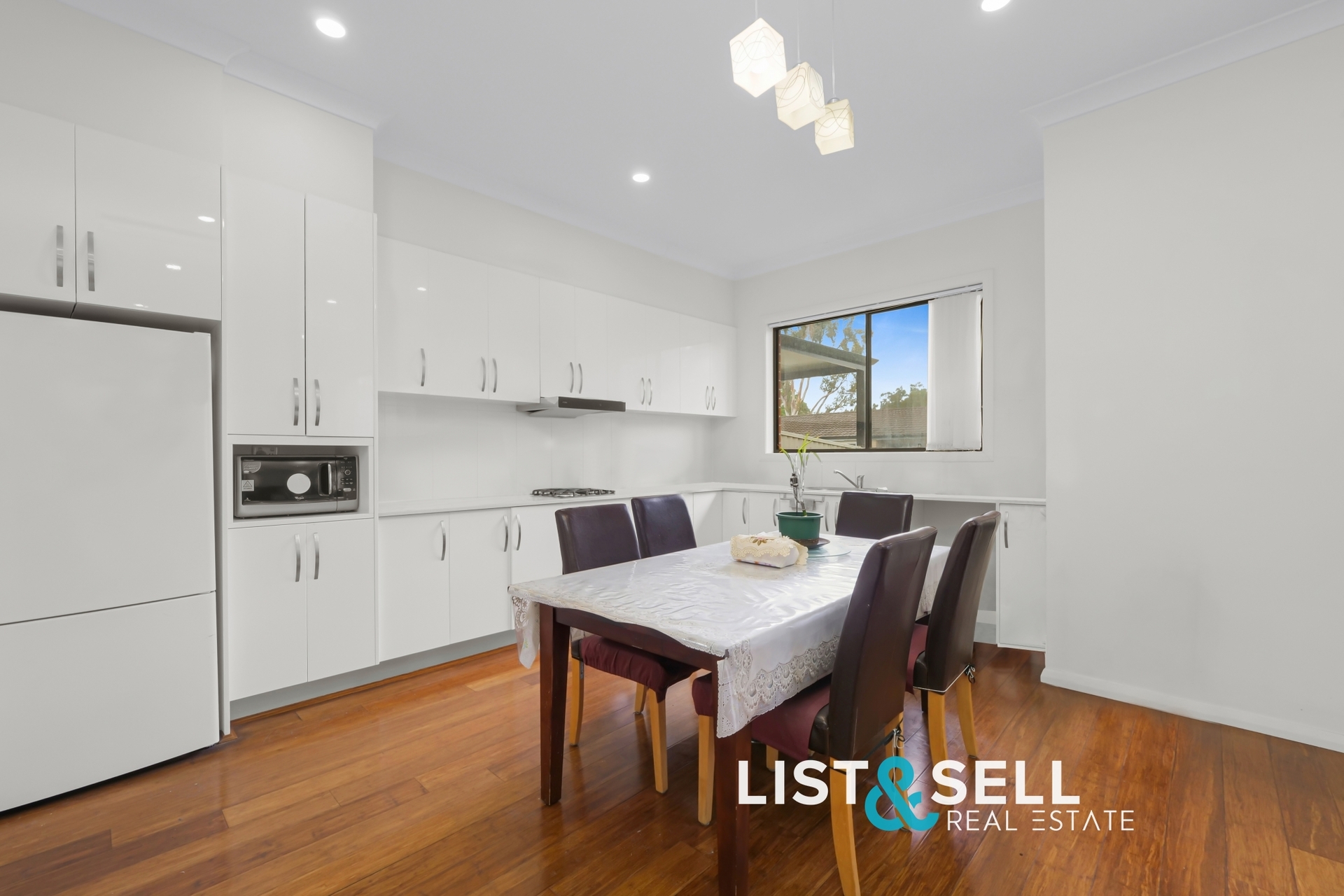 6 CHIVERS PL, INGLEBURN NSW 2565, 0 phòng ngủ, 0 phòng tắm, House