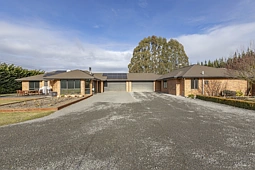 909 Downs Road, West Eyreton