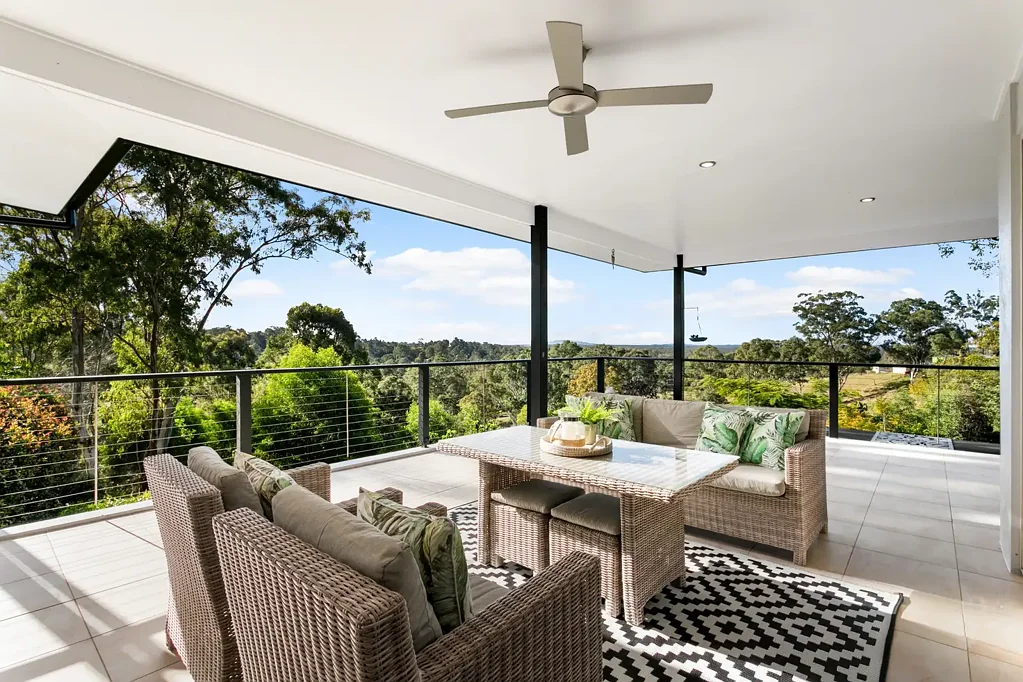 Cooroy 4 Bedroom Northern Magnificence: Views, Dual Living, Lifestyle Acreage